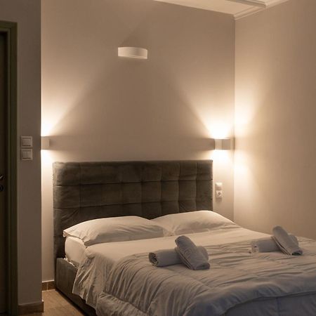Central Studio - Fully Equiped. Ideal For Couples Patras Dış mekan fotoğraf